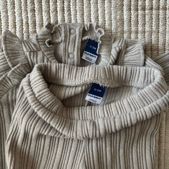 Old Navy Grey Ribbed Knit Two-Piece Set - Picture 2 of 2